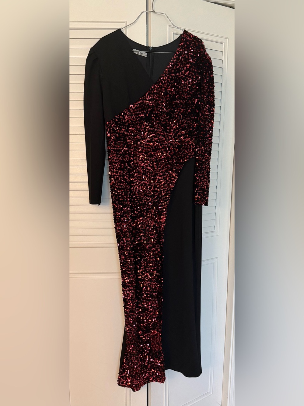 Black Dress with Red Sequin One-Shoulder Detail - Picture 1 of 1